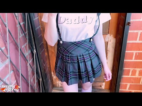 ❤️ Skolniece dziļi sūc savu locekli un nodarbību vietā dīdās. ❤️ Porno pie lv.fuxporn-com.ru
